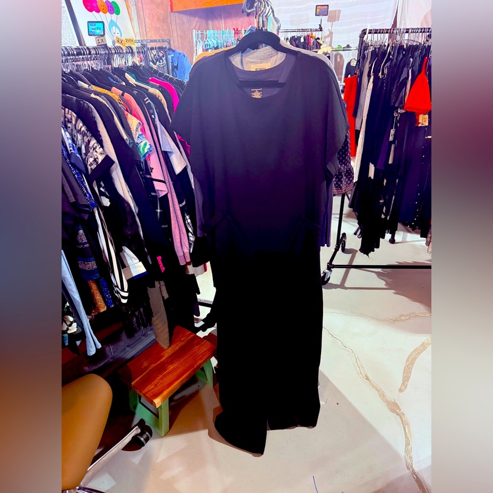 NWT Gorgeous Vera Moda Curve Jumpsuits. With belt and pockets.